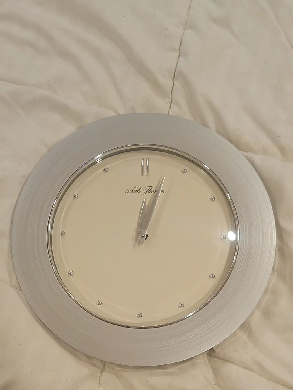 Seth Thomas Silver Quartz Wall Clock - Modern Minimalist Design